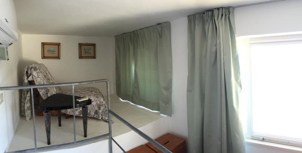 Appartement Raffaele à Ponza Chambre photo