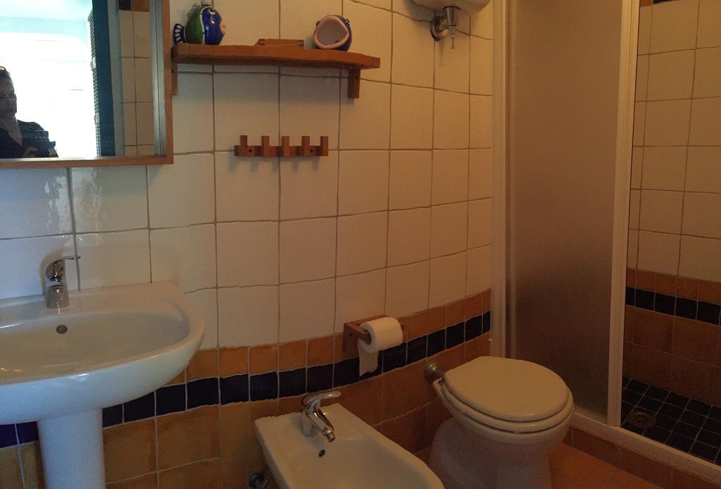 Appartement Raffaele à Ponza Chambre photo