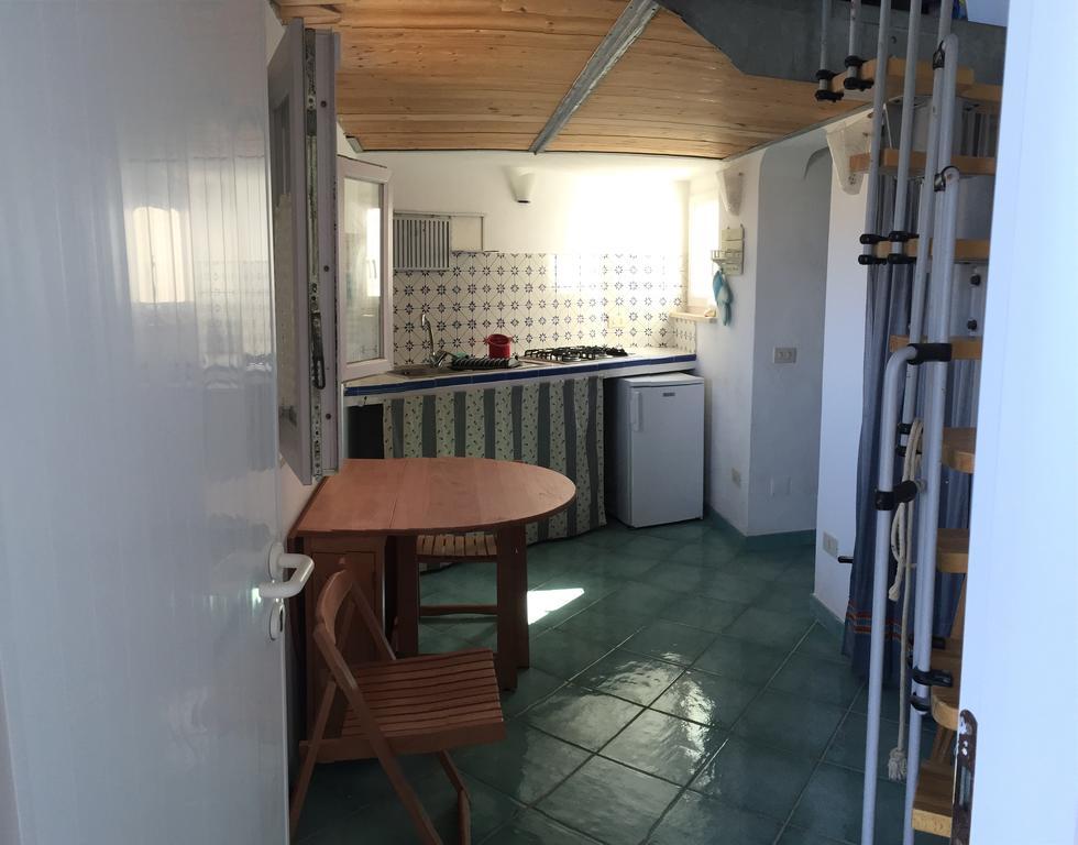 Appartement Raffaele à Ponza Chambre photo